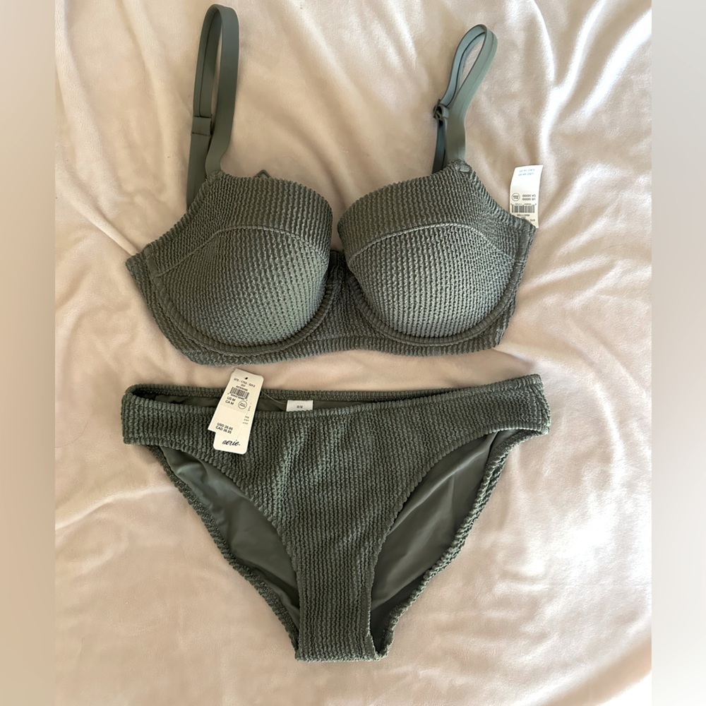 Aerie Bikini - Green Shimmery Crinkle - underwire top full coverage bottom